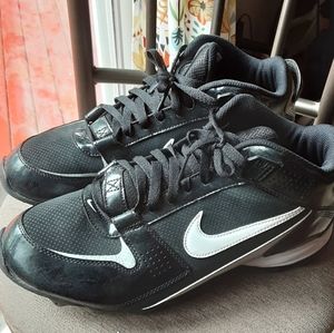 Men's Nike "Shark" Football Cleates, Size 11, Great Condition, Black